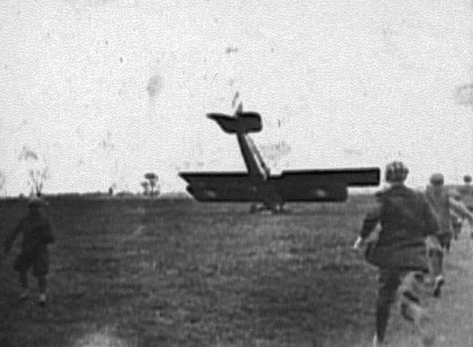 Leonard's Curtiss Jenny crash, April 29, 1921