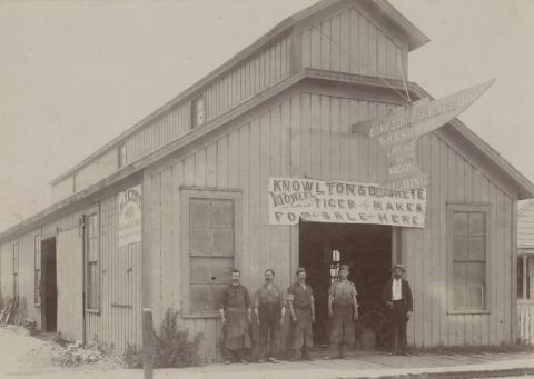 Compton Carriage Co., ca. 1890s